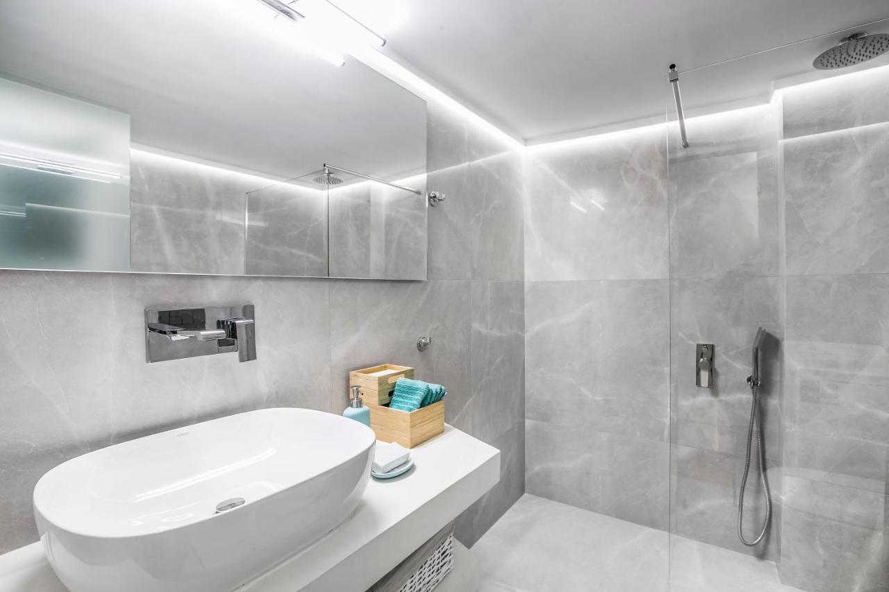 Apartamento Modern Flat In The Grounds Of Acropolis Monuments -Armonia- Atenas Exterior foto